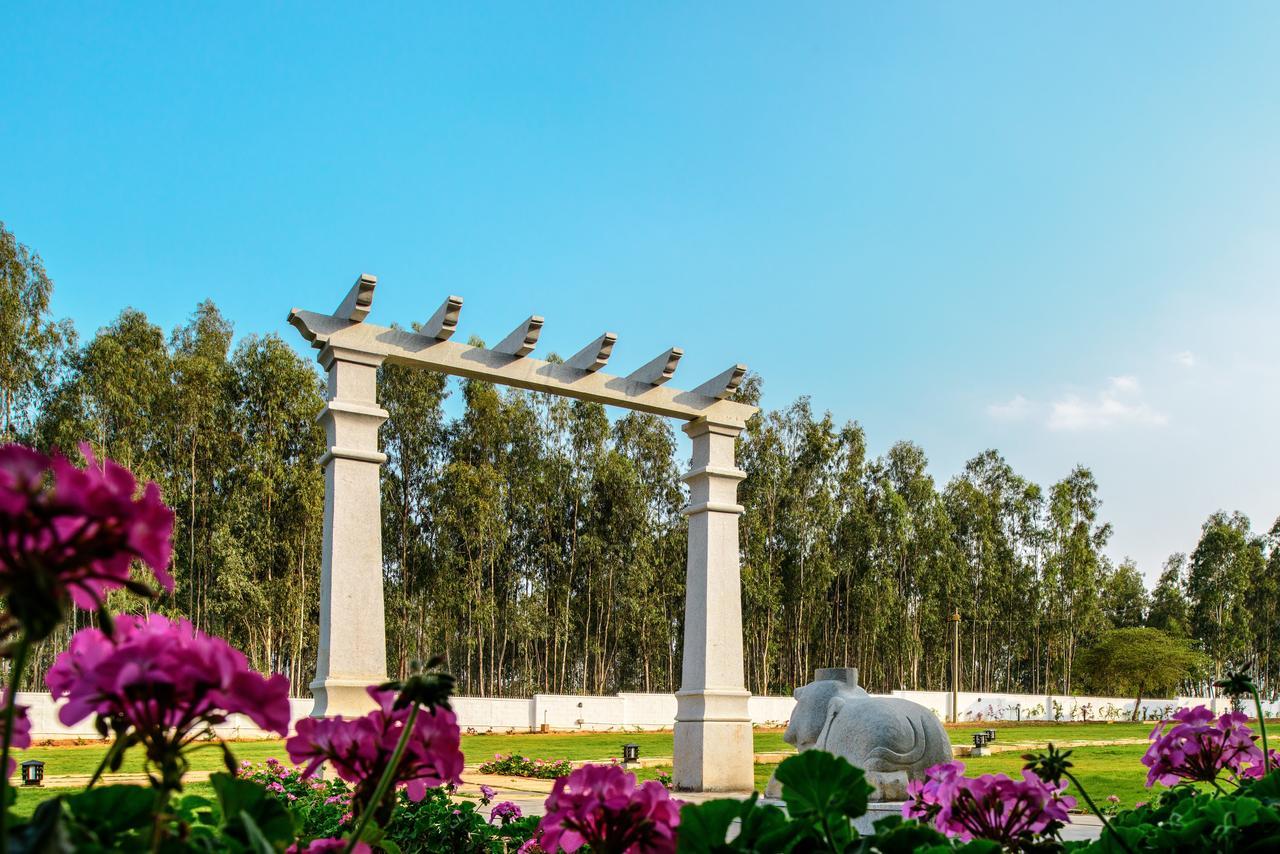 Fiestaa Resort N Events Venue Devanahalli Eksteriør billede