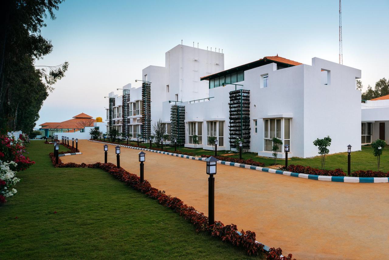 Fiestaa Resort N Events Venue Devanahalli Eksteriør billede