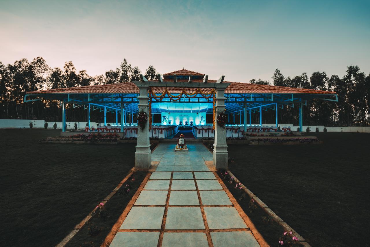 Fiestaa Resort N Events Venue Devanahalli Eksteriør billede